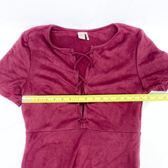 Womens Burgundy Dress Anthropologie Style PAPER CRANE Brand Plunge Velvet Feel - Picture 7 of 12